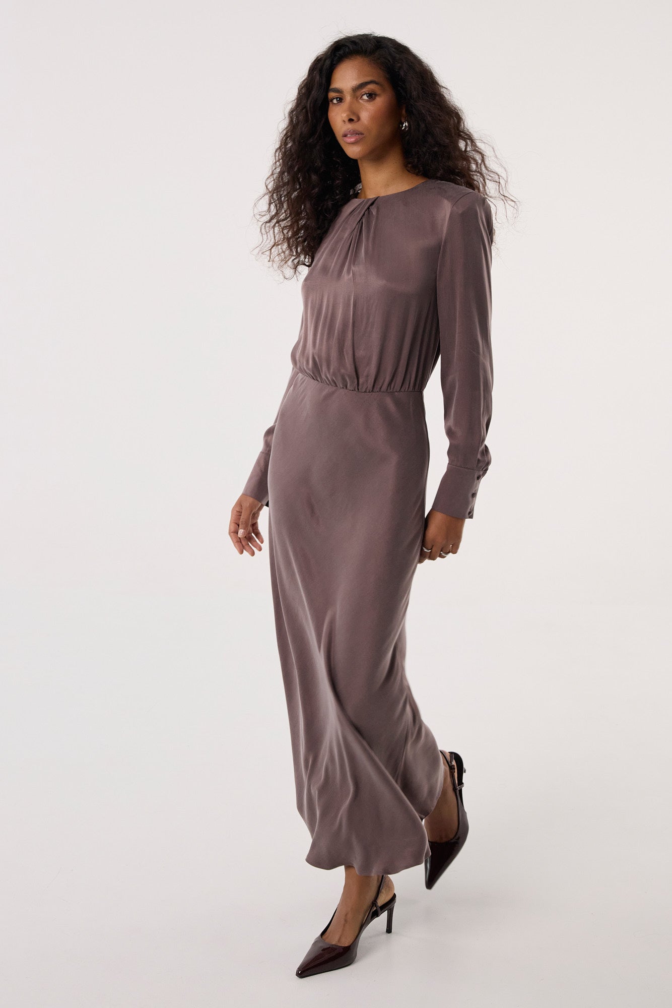 Sukienka Tiffany taupe