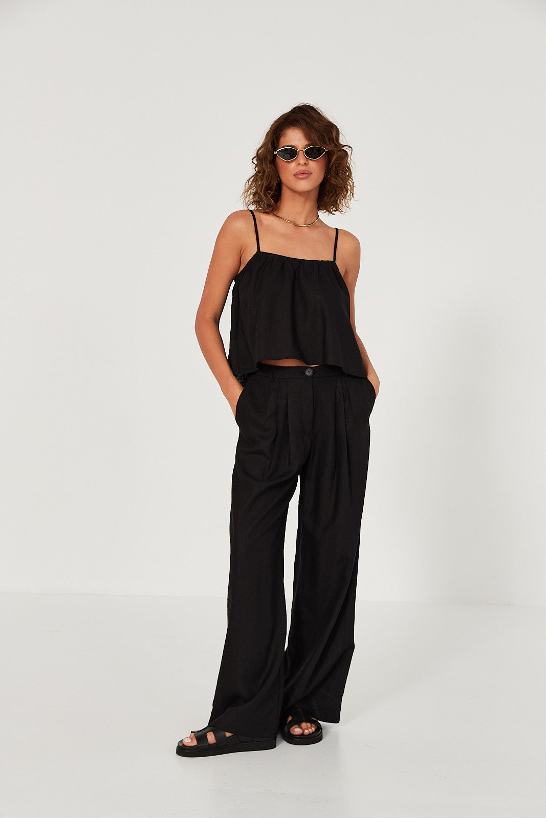 Top Ellie linen black