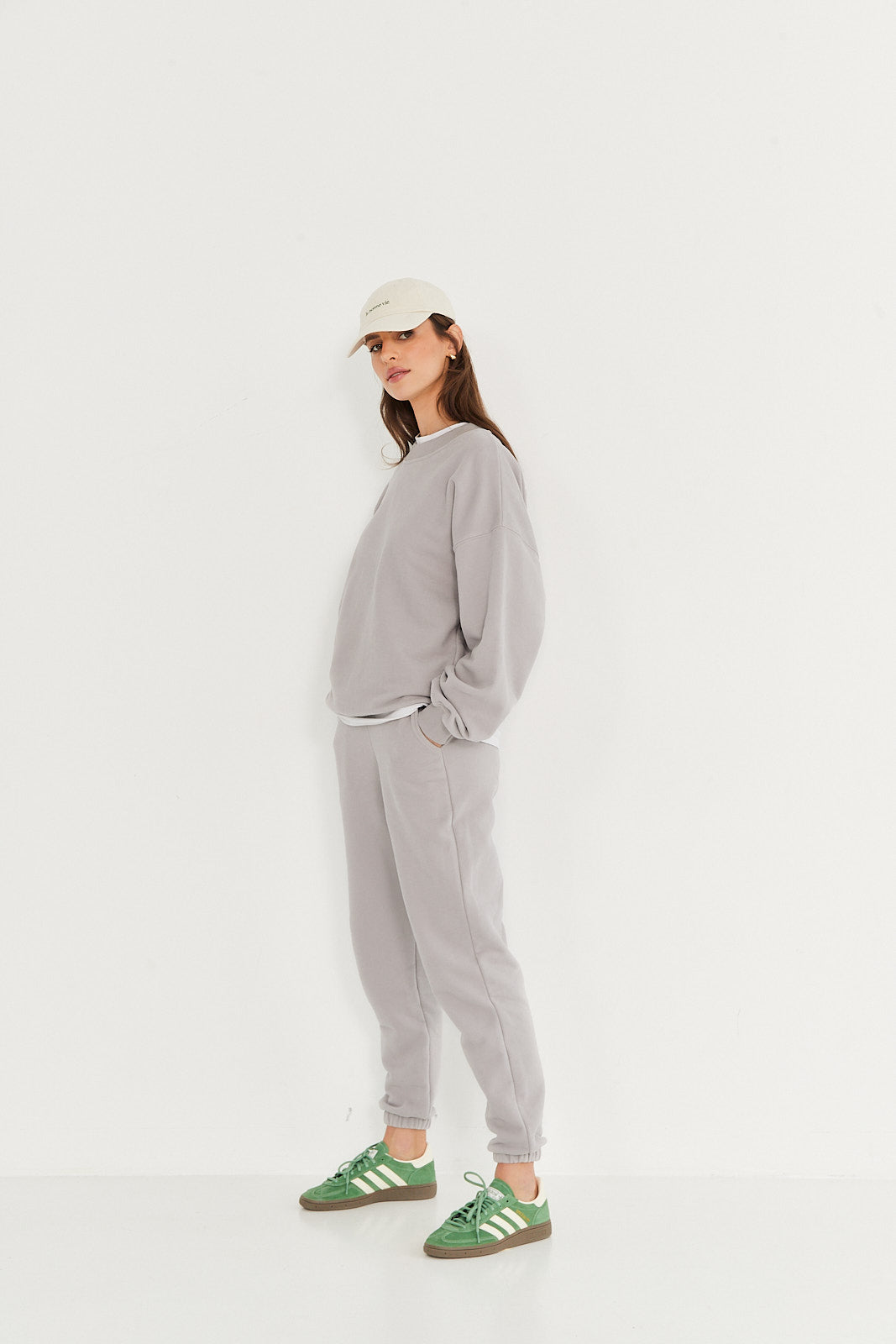 Spodnie dresowe light grey