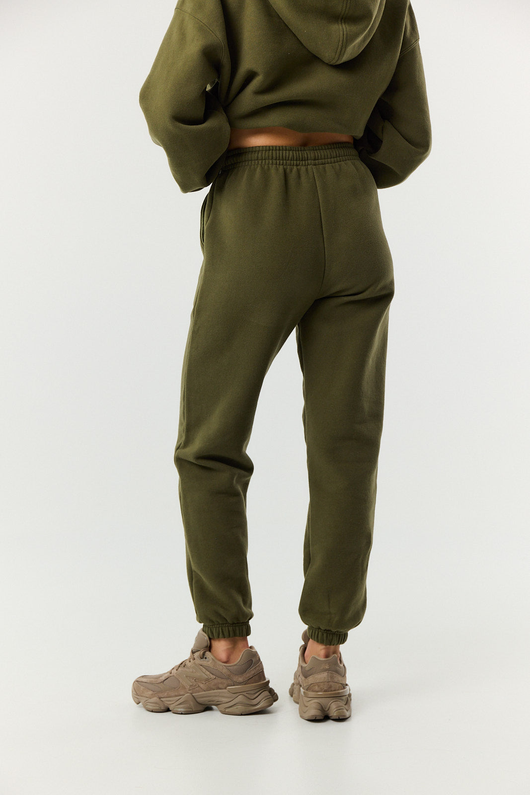 Spodnie dresowe khaki