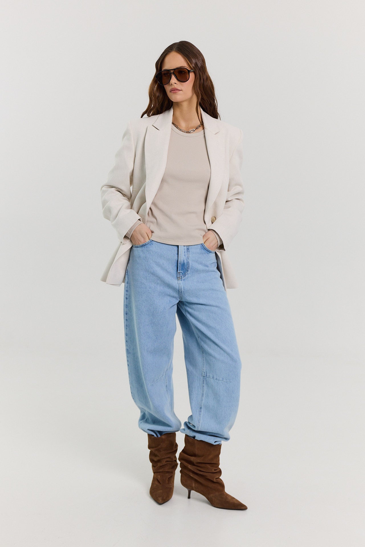 Jeansy Barrel light blue