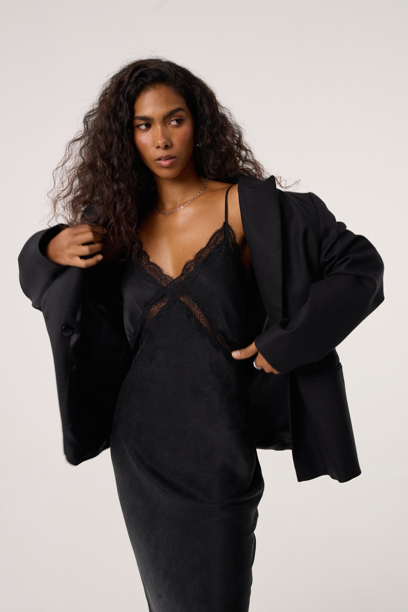 Sukienka Veronique black