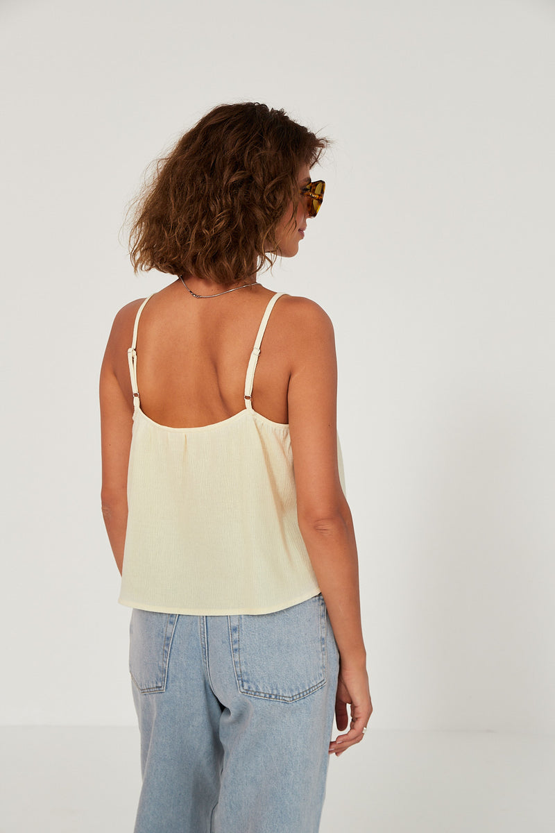 Top Ellie lemon sorbet