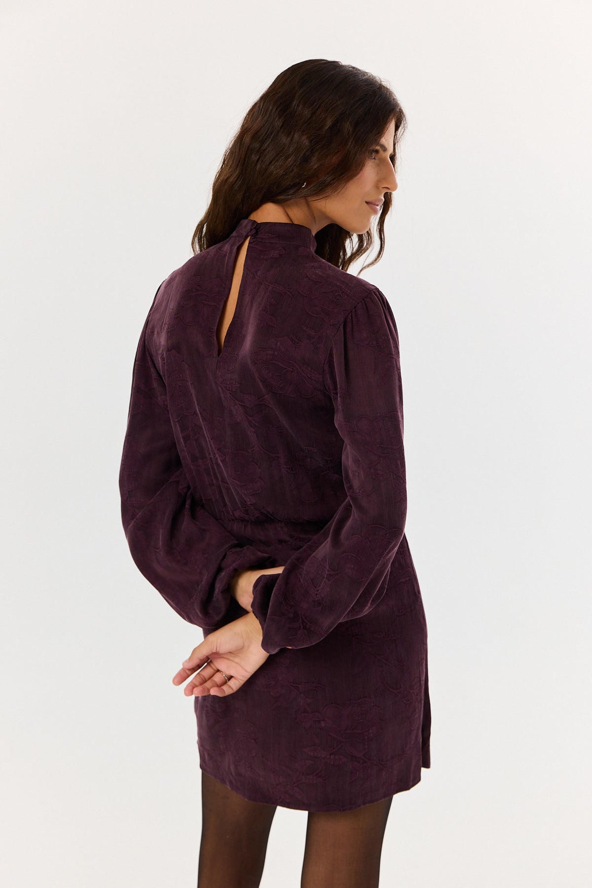 Sukienka Jackie jacquard plum noir