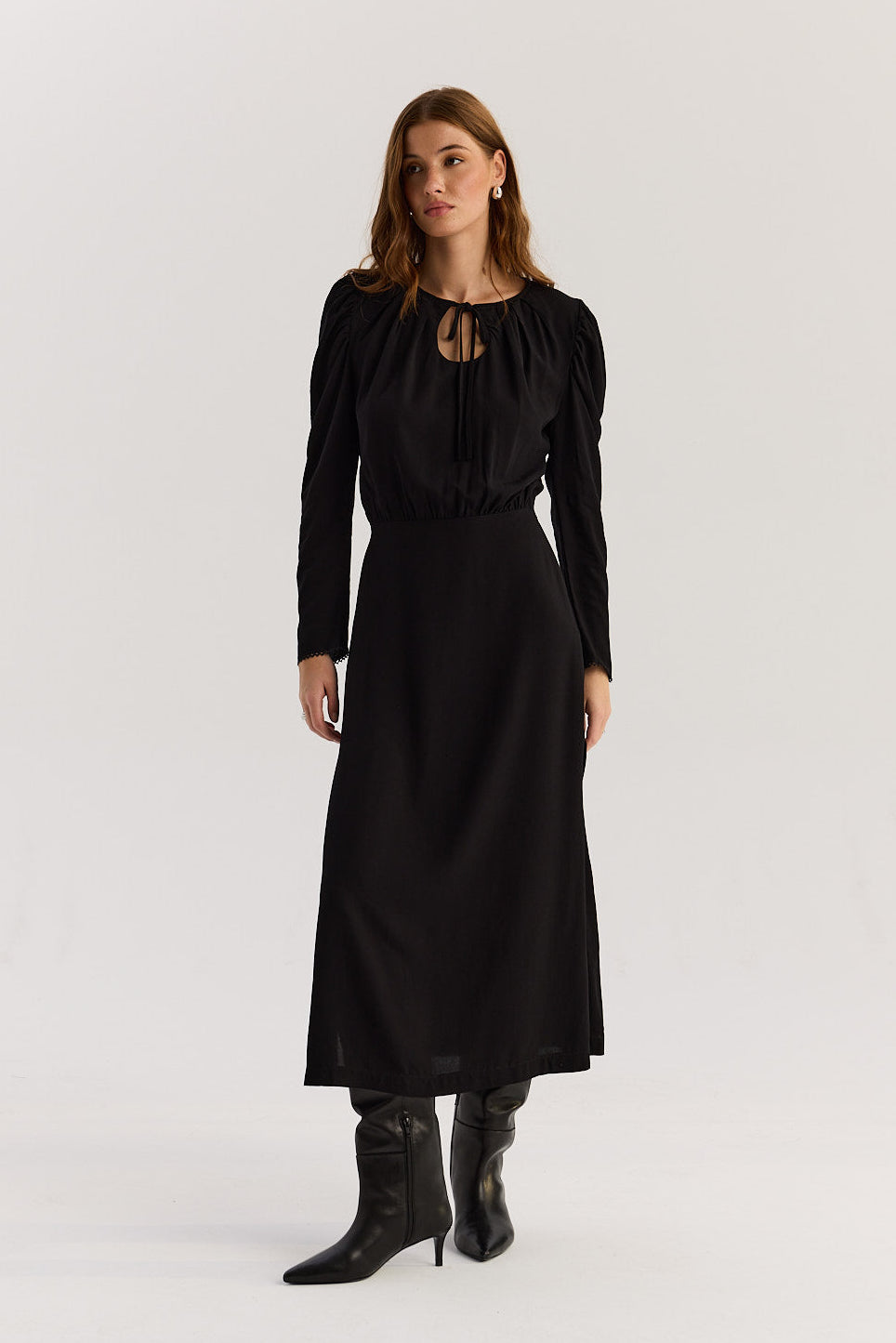 Sukienka Miriam black