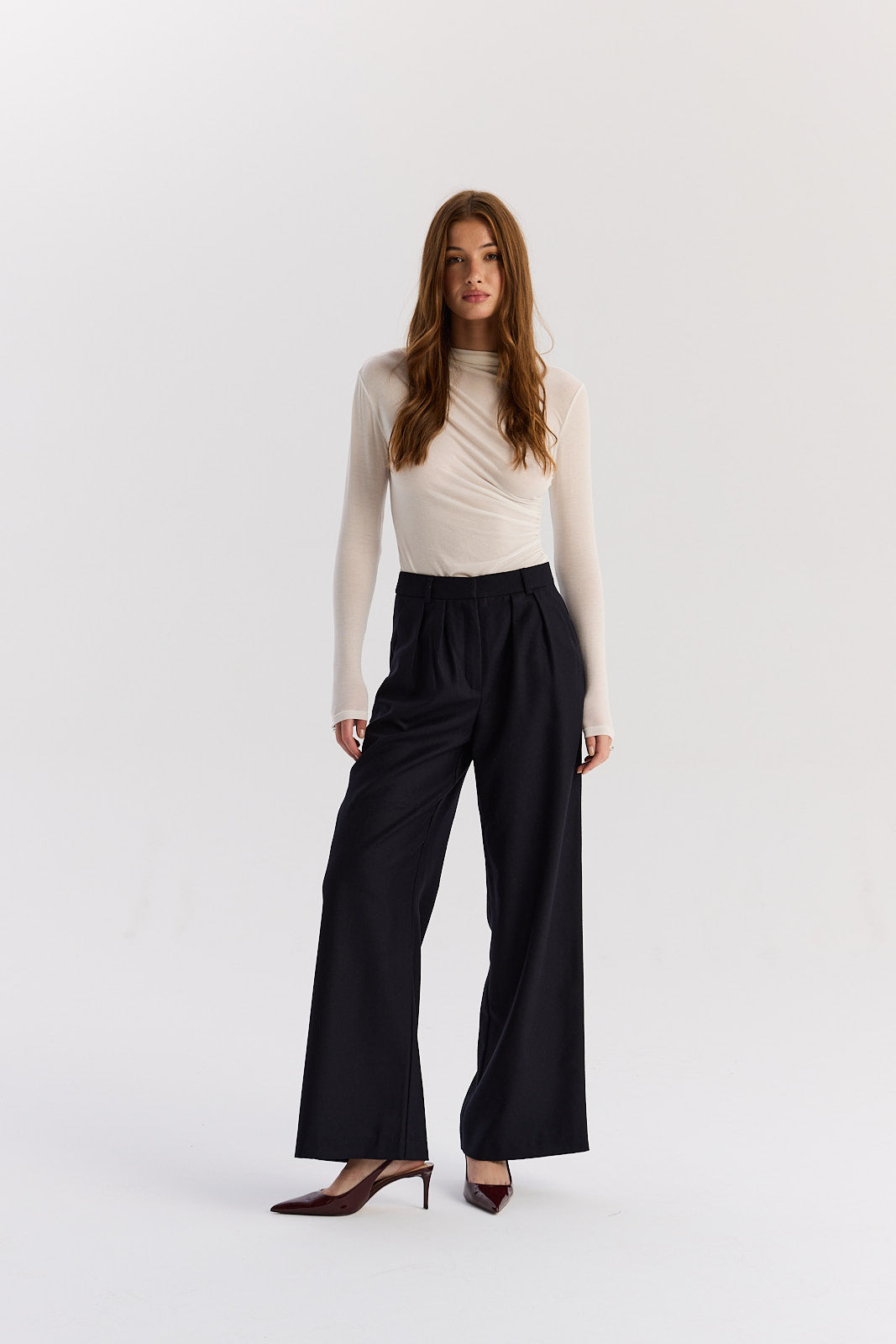 Body Megan off-white