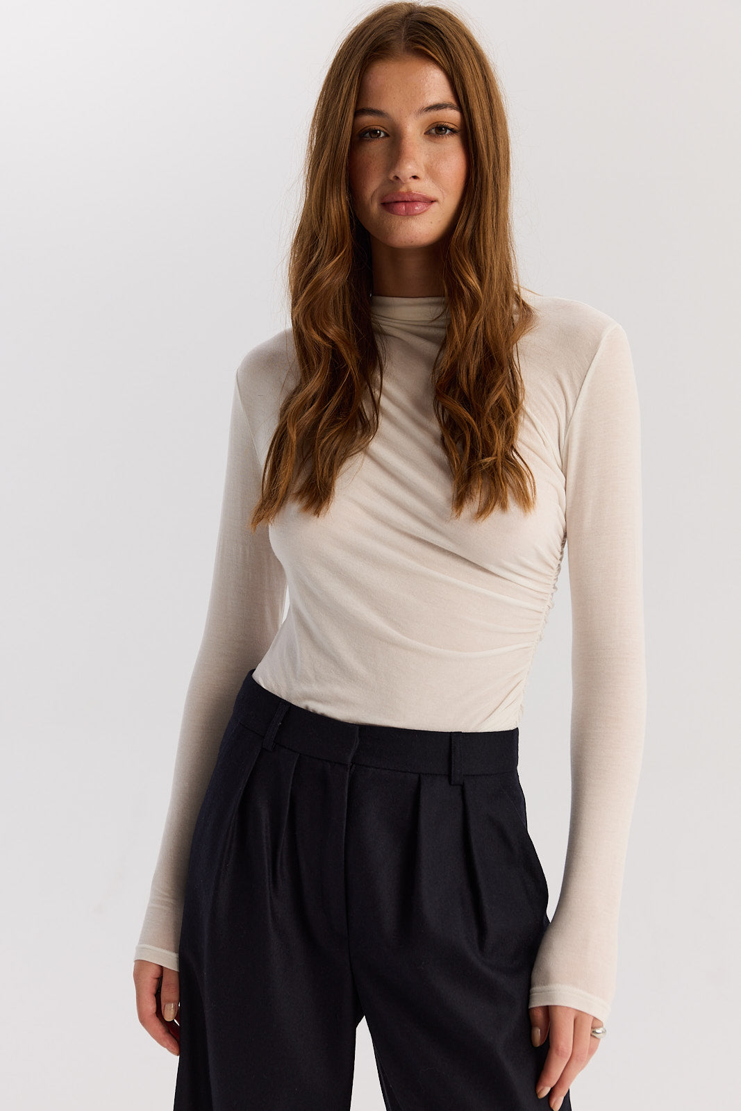 Body Megan off-white