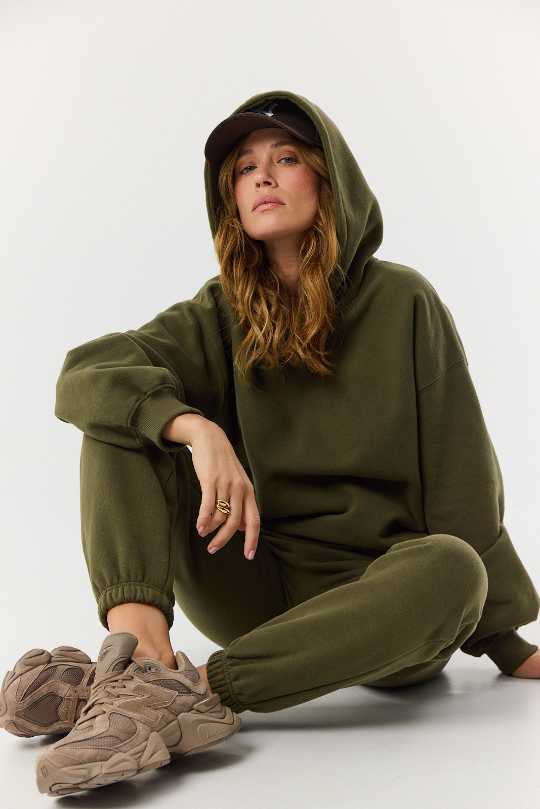 Spodnie dresowe khaki