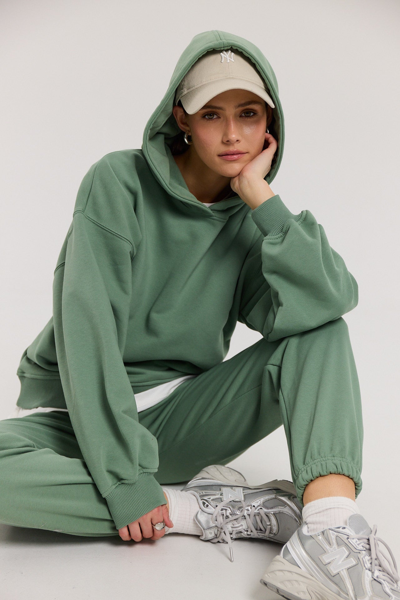 Bluza Boyfriend Hoodie dark matcha