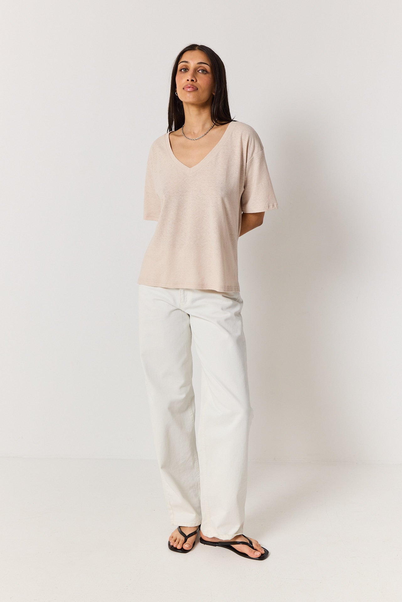 T-shirt V linen beige