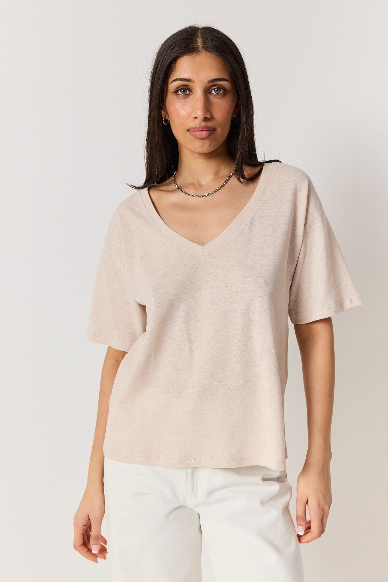 T-shirt V linen beige